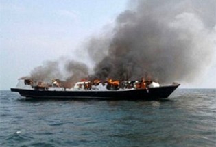 جدیدترین وضعیت شعله‌های نفتکش ایرانی + صوت