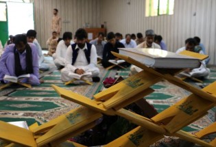 برگزاری محفل نورانی انس با قرآن در میرجاوه
