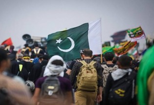 ورود هزار زائر پاکستانی از مرز میرجاوه به کشور